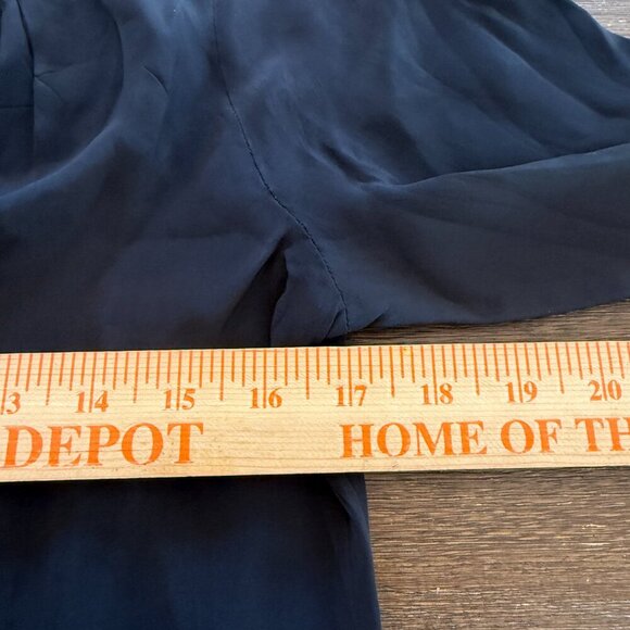 J. Crew Tie-neck top in crepe de chine Size 2 - Picture 7 of 10